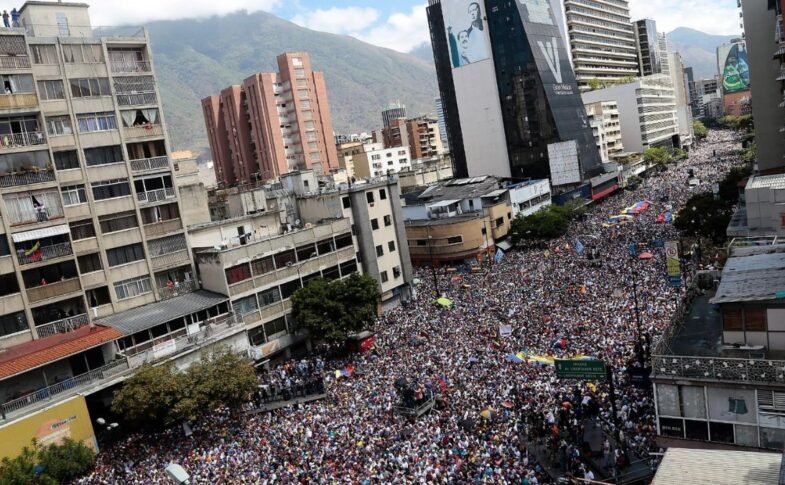 Cómo el colapso económico de Venezuela afecta la salud mental y la sociedad
