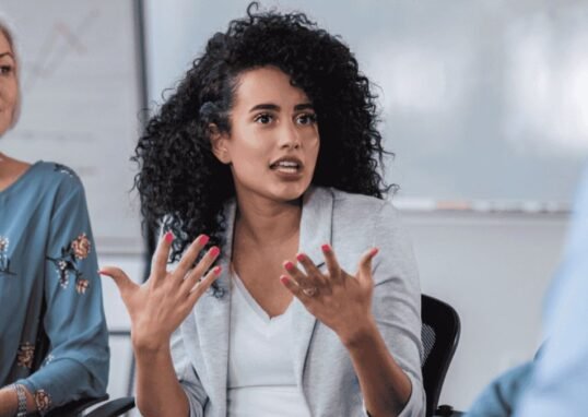 Psychology says the reason some people become wiser as they age while others become more rigid has nothing to do with intelligence. It depends on whether they ever learned to sit with discomfort