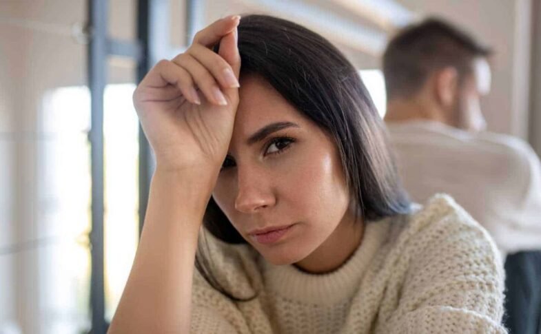 Psychology says women who lacked comfort as kids often carry these 12 expectations about other people