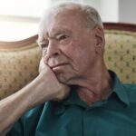 Psychology tells us that adults who DON’T have close friends aren’t necessarily introverted or cold