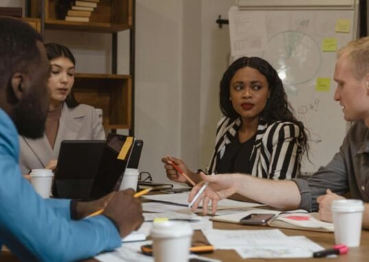 Real Leadership Revealed: 12 Powerful Moments of Kindness in Tough Times