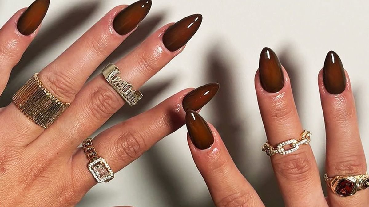 These 13 Brown Nail Designs Are Perfect For Autumn